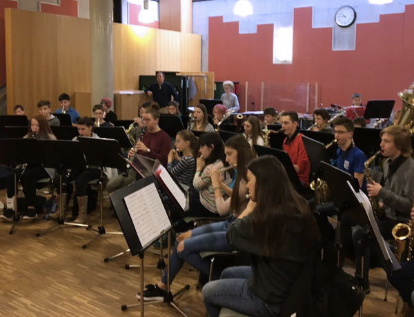 Jugendblasorchester am 4.2.2018 als Ausbildungsorchester für das Anfänger-Dirigenten-Modell der Bläserjugend Biberach