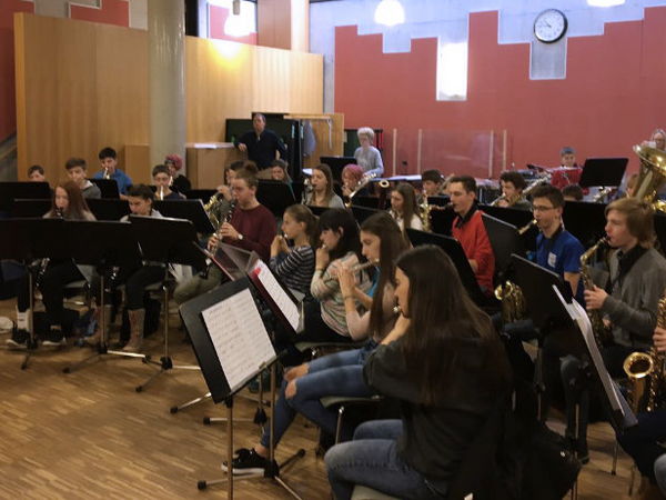 Jugendblasorchester am 4.2.2018 als Ausbildungsorchester für das Anfänger-Dirigenten-Modell der Bläserjugend Biberach